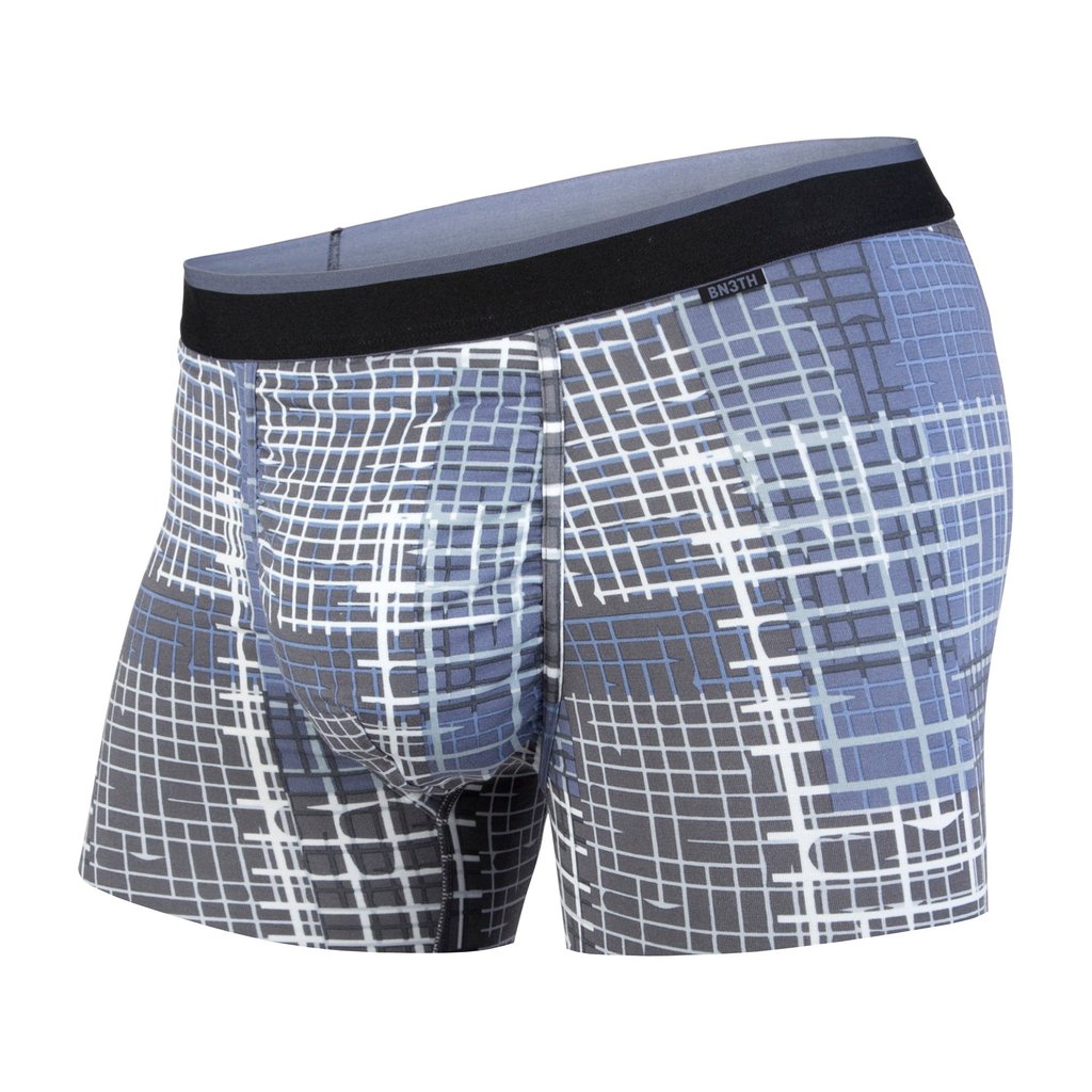 Pantalone da uomo blu con motivo Brooklyn Grid astratto, bianco e grigio e cintura nera.