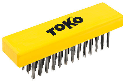 Gelbe TOKO Bürste Gelbe Bürste mit schwarzen Borsten und schwarzem Aufdruck "TOKO".