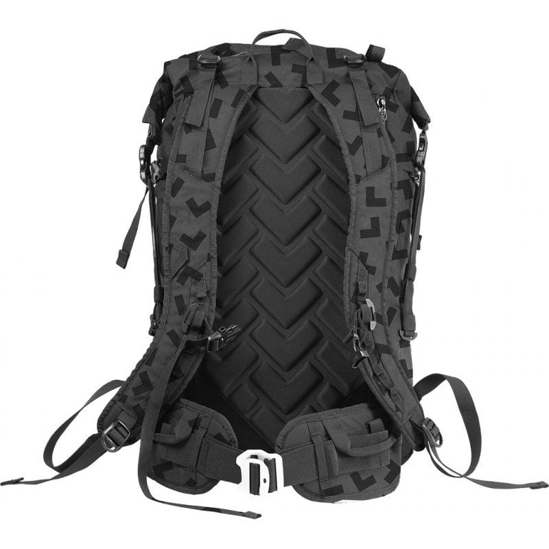 Nahaufnahme eines schwarzen Black Crows Dorsa 27 Backpack von hinten, mit Gurten und gepolstertem Rückenbereich.