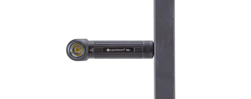 Suprabeam Lampe de poche M6xr Suprabeam Lampe LED M6xr, fixée magnétiquement à une tige métallique. Lampe de poche avec tête coudée.