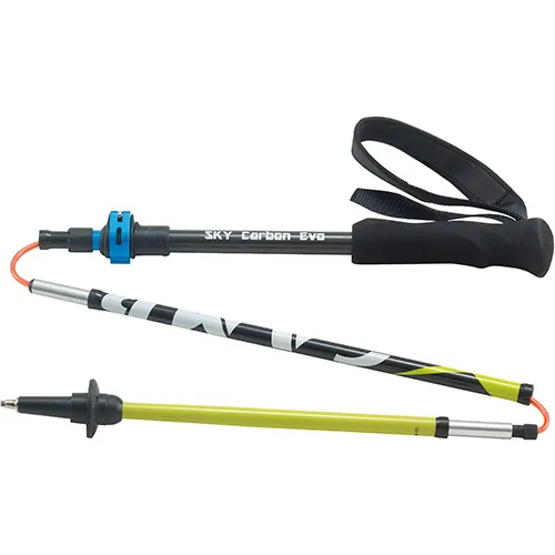 Bâton de trekking extensible et pliable "Sky Carbon Evo" de CAMP avec poignée, dragonne et pointe.