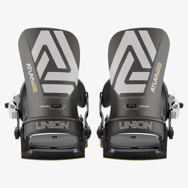 Zwei Union Atlas Pro Snowboard Bindungen in Metallic Black, Frontansicht mit grafischem Highback.