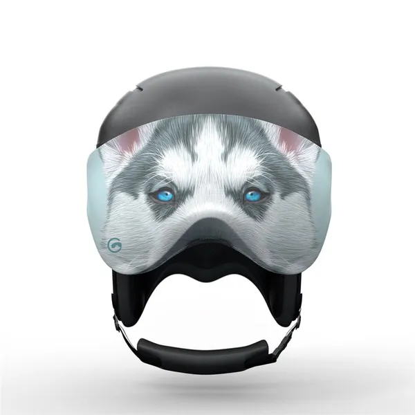 Skihelm mit Husky Visorsoc. Das Design der Visorsoc zeigt das Gesicht eines Huskys mit blauen Augen.