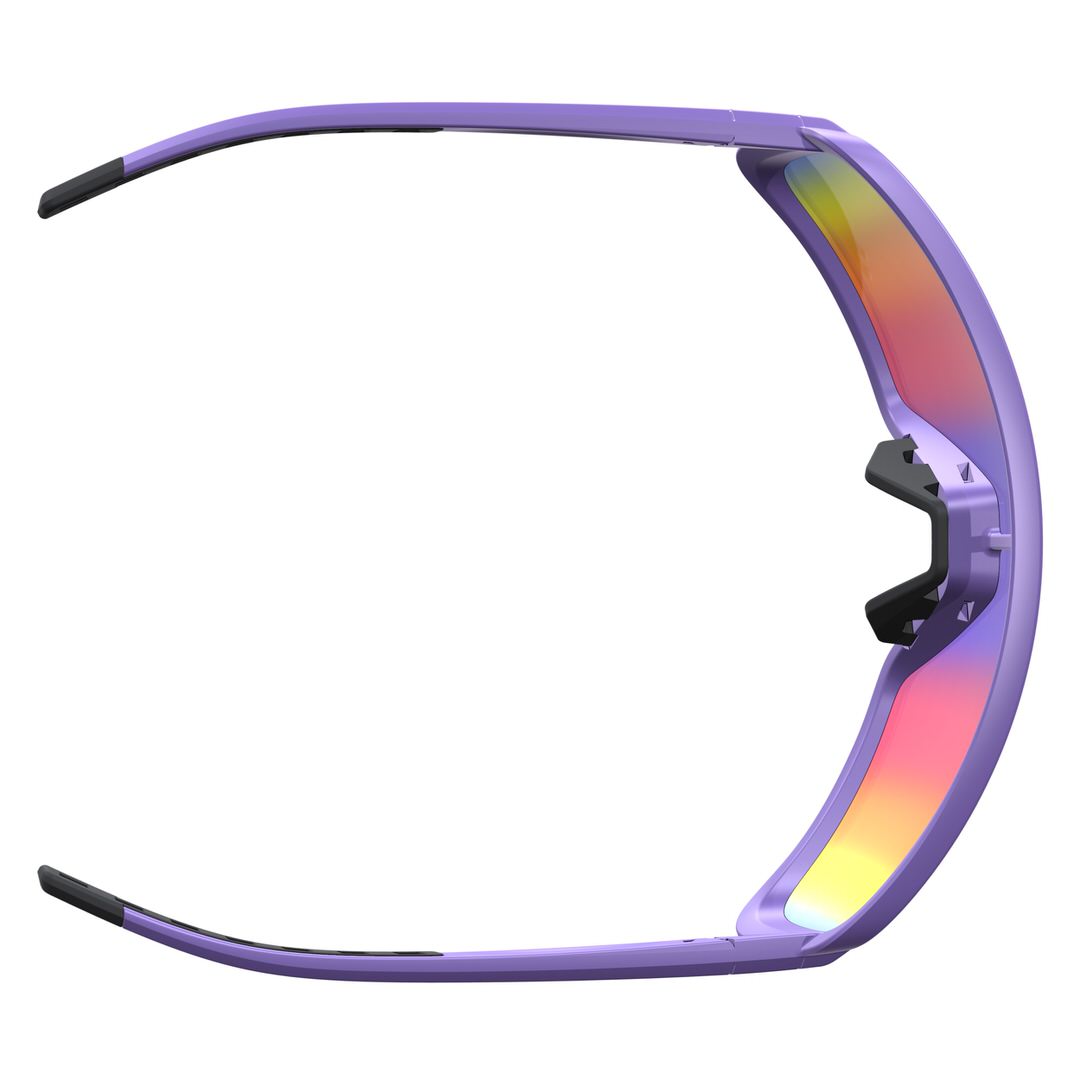 Detailaufnahme der SCOTT Torica Sonnenbrille in Lila mit Farbverlauf-Gläsern und schwarzen Details, von unten fotografiert.
