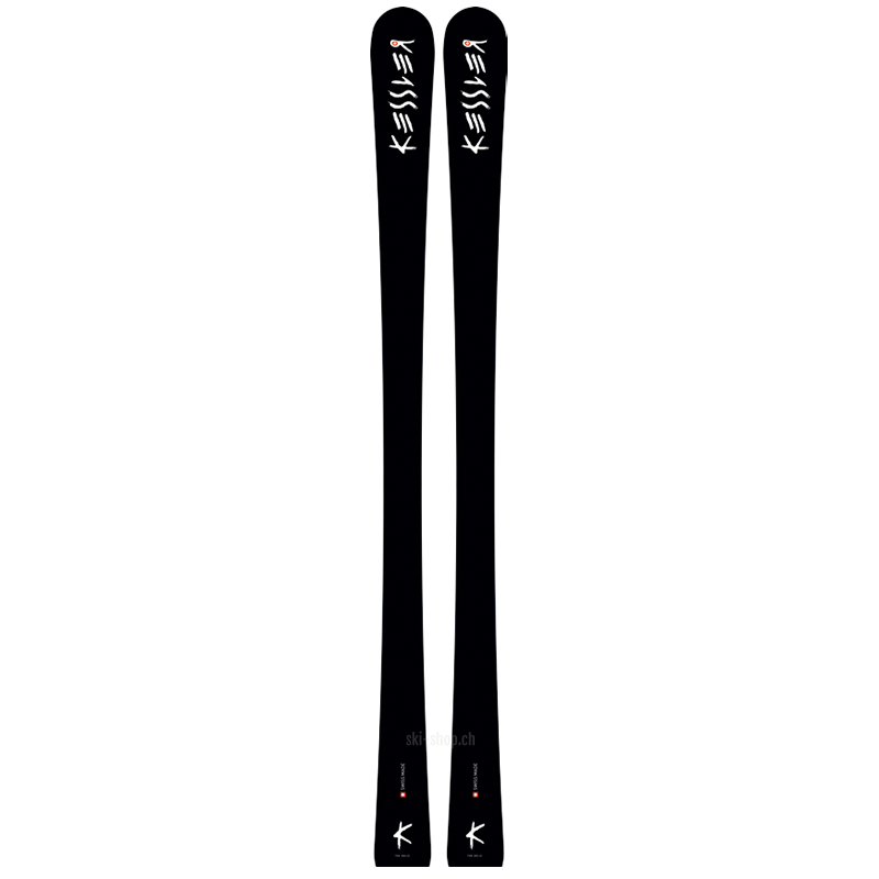 Zwei schwarze Kessler The Helix Ski stehen vertikal nebeneinander vor einem weißen Hintergrund.