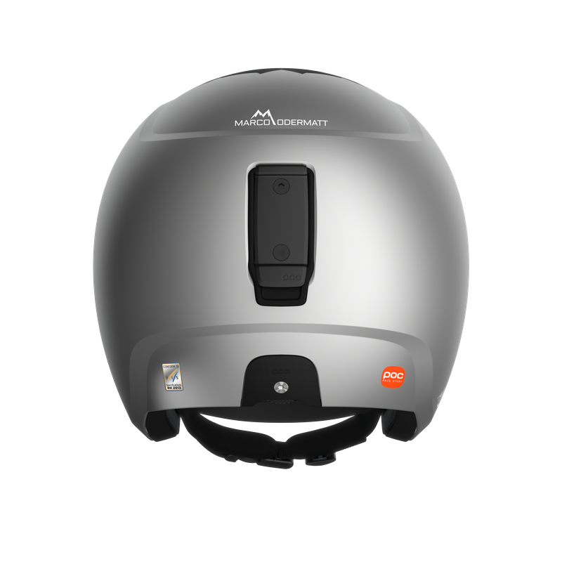 Silberner Skull Skihelm Silberner Skull Dura Junior Skihelm, Rückansicht mit Logo Marco Odermatt und schwarzem Race Lock Anpassungssystem.
