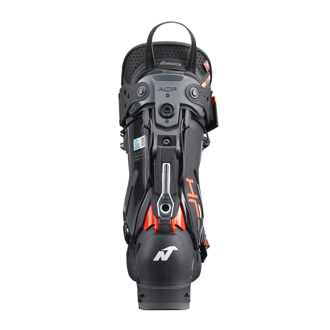 Rückansicht des schwarzen Nordica HF Pro 130 GW Skischuhs mit sichtbarem Mechanismus.