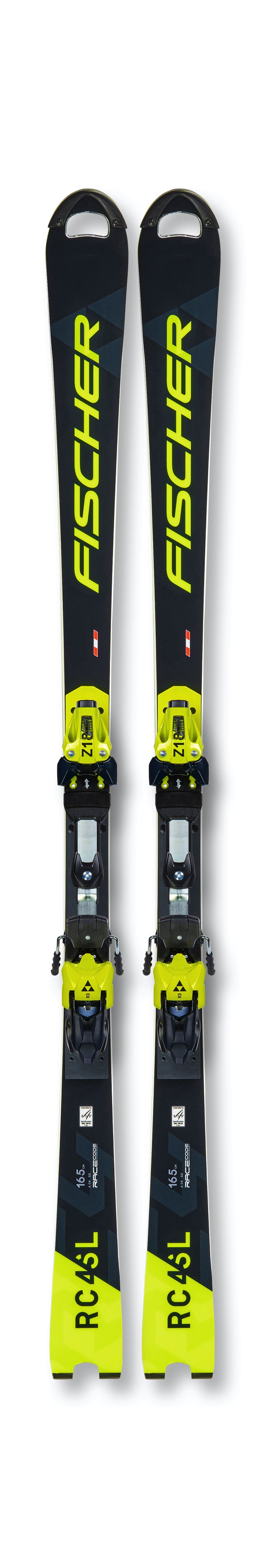 Zwei Ski, Modell RC4 Worldcup SL Men, mit Bindung, stehend aufrecht. Schwarz, Gelb und Weiss sind die dominierenden Farben.