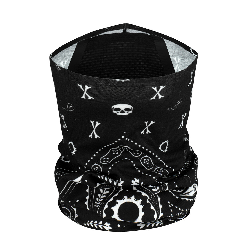 Tube filtre noir Tube filtre noir avec des motifs de tête de mort, d'os et de paisley. L'intérieur est clair.