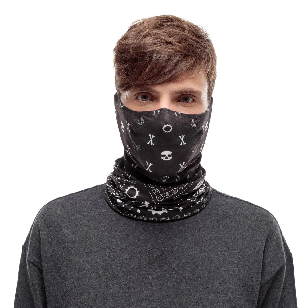 Man with black Buff filter tube, skull pattern, covers nose and mouth.