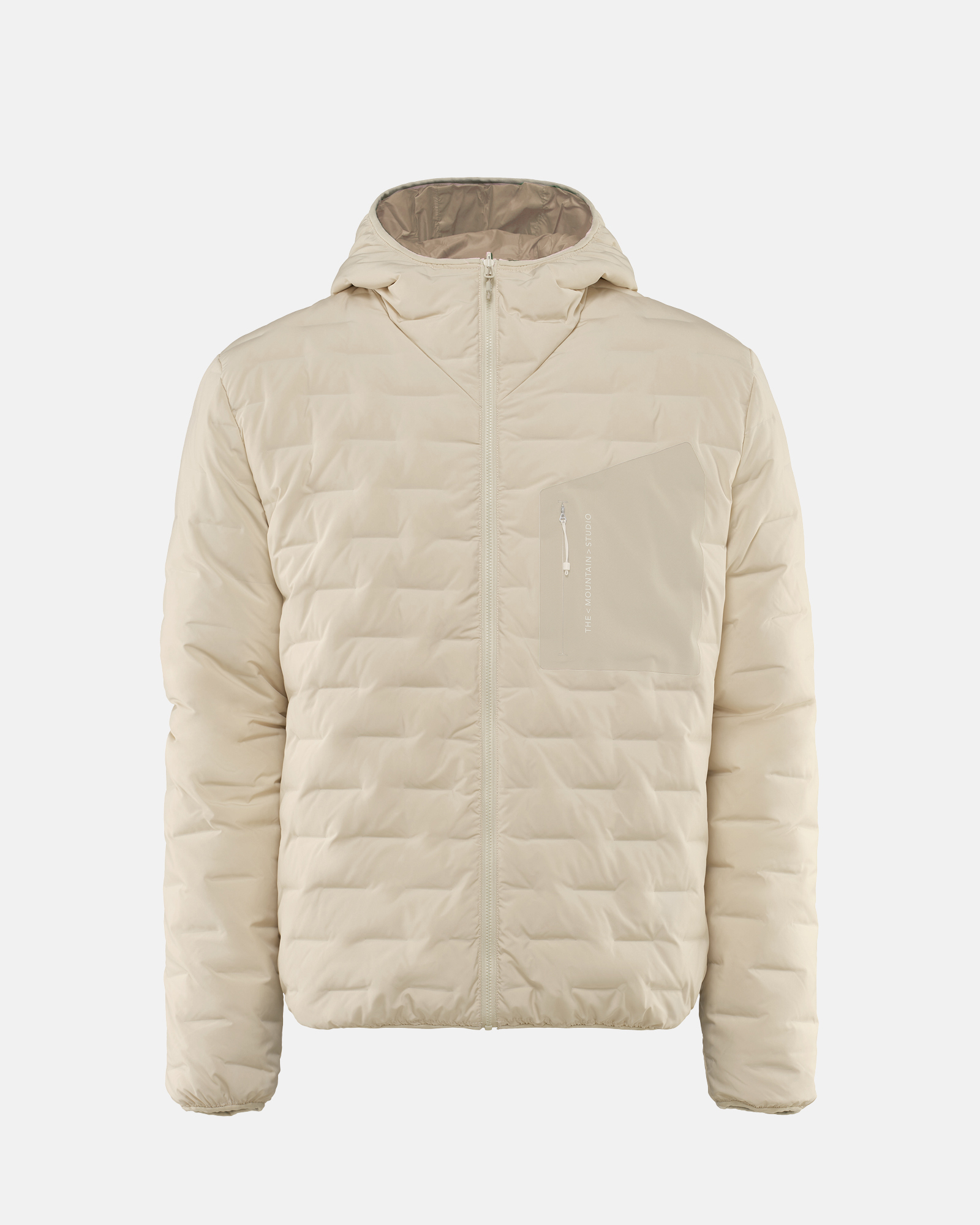 Sandfarbene, gesteppte Light Hood Jacket mit Reißverschluss und Kapuze. Eine Brusttasche mit Reißverschluss ist sichtbar.