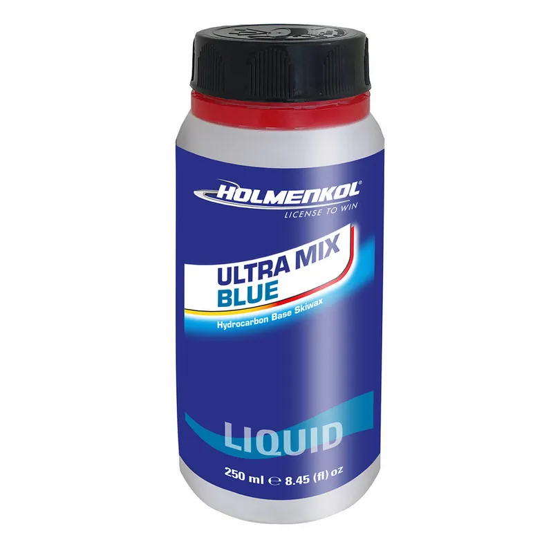 Bouteille argentée avec une étiquette bleue indiquant Holmenkol Fart de ski liquide Ultramix BLUE. Couvercle noir avec bord rouge.