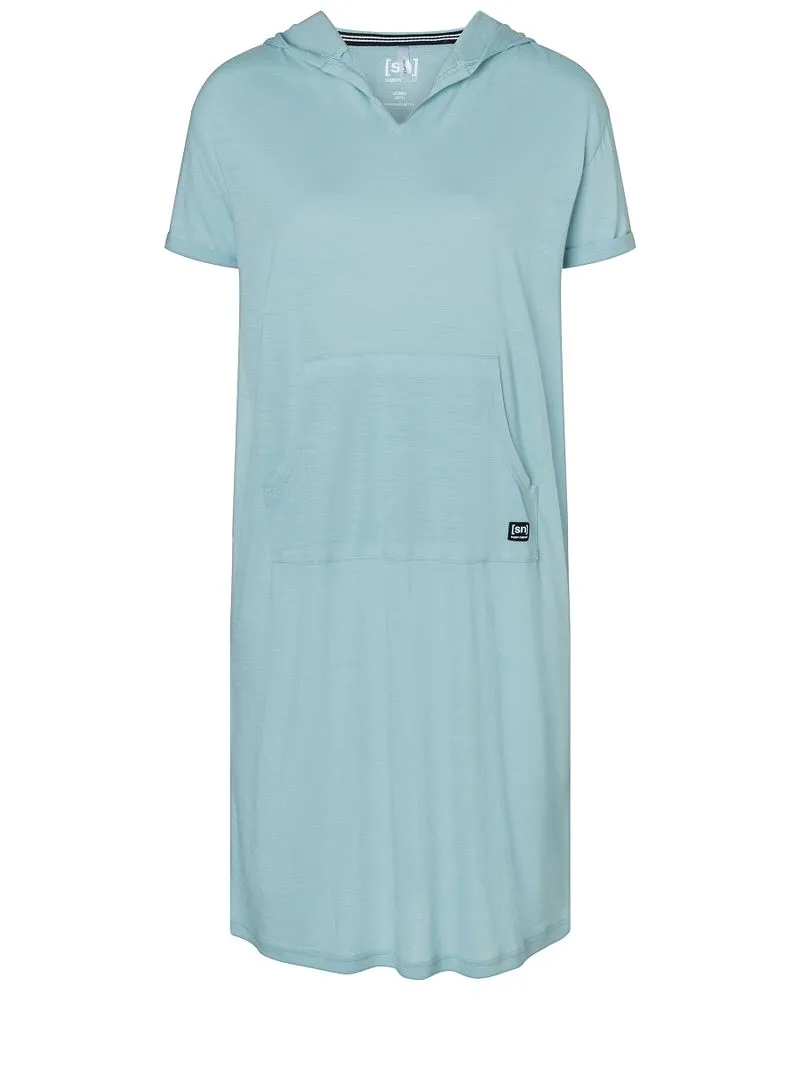 A light blue Super.Natural hooded dress with a hood and short sleeves can be seen against a neutral background.