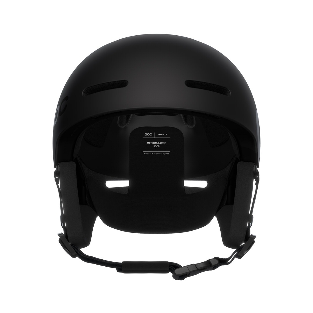 Frontansicht vom schwarzen POC Fornix BC MIPS Ski- und Snowboardhelm mit Ohrenschützern.