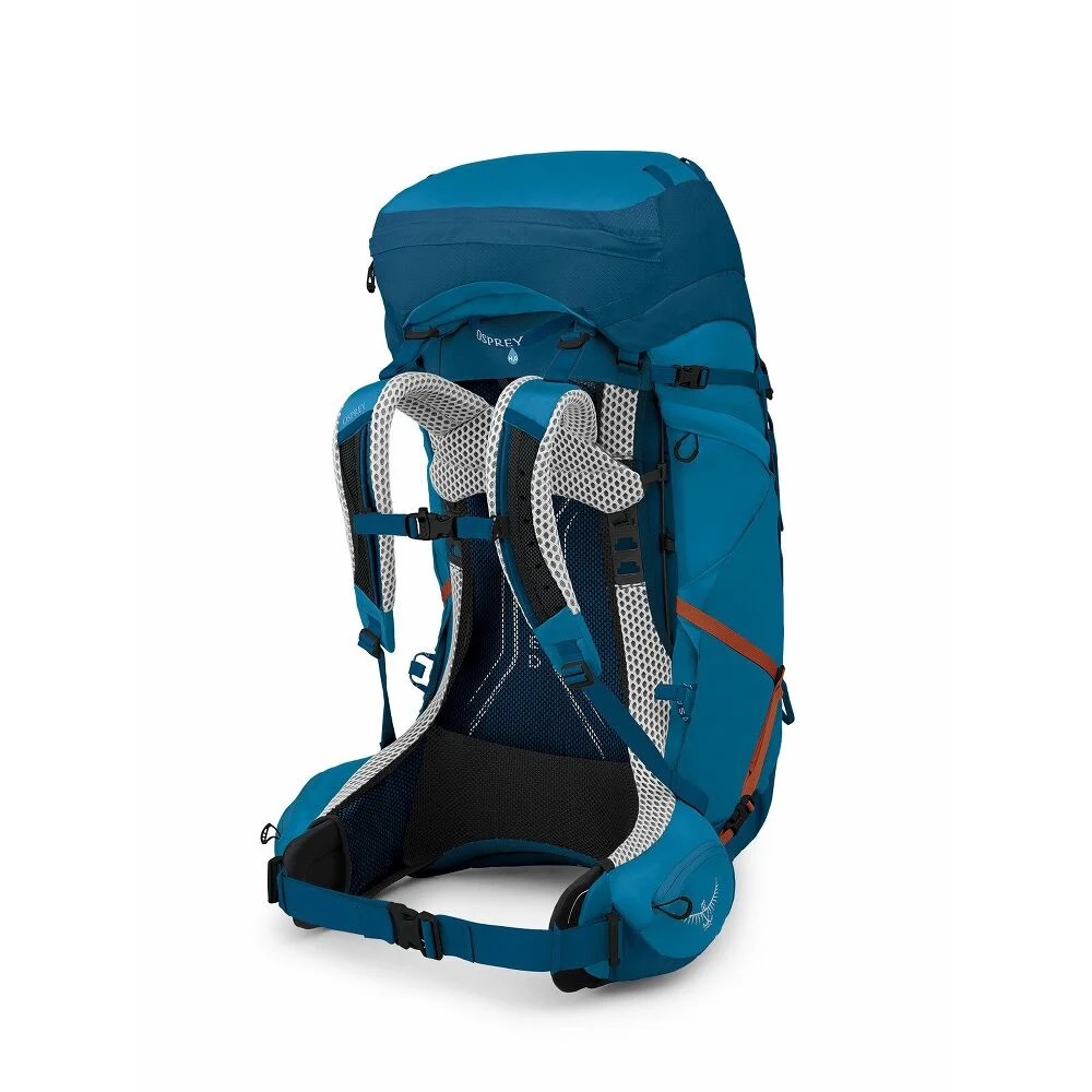 Blauer Osprey Wanderrucksack, von hinten rechts. Ergonomisches Tragesystem mit gepolsterten Schultergurten und atmungsaktivem weißem Netz-Rücken. Breiter Hüftgurt, orange Akzente und verstellbare Gurte.