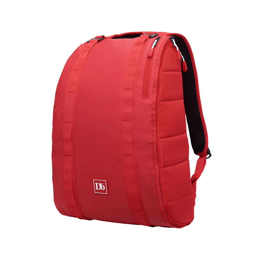 Zaino Red Douchebags Zaino Red Douchebags The Base 15L, cerniere laterali, spallacci e logo.