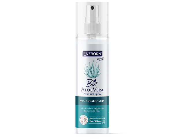 Spray à l'aloe vera Un spray à l'aloe vera dans un flacon transparent avec un vaporisateur.