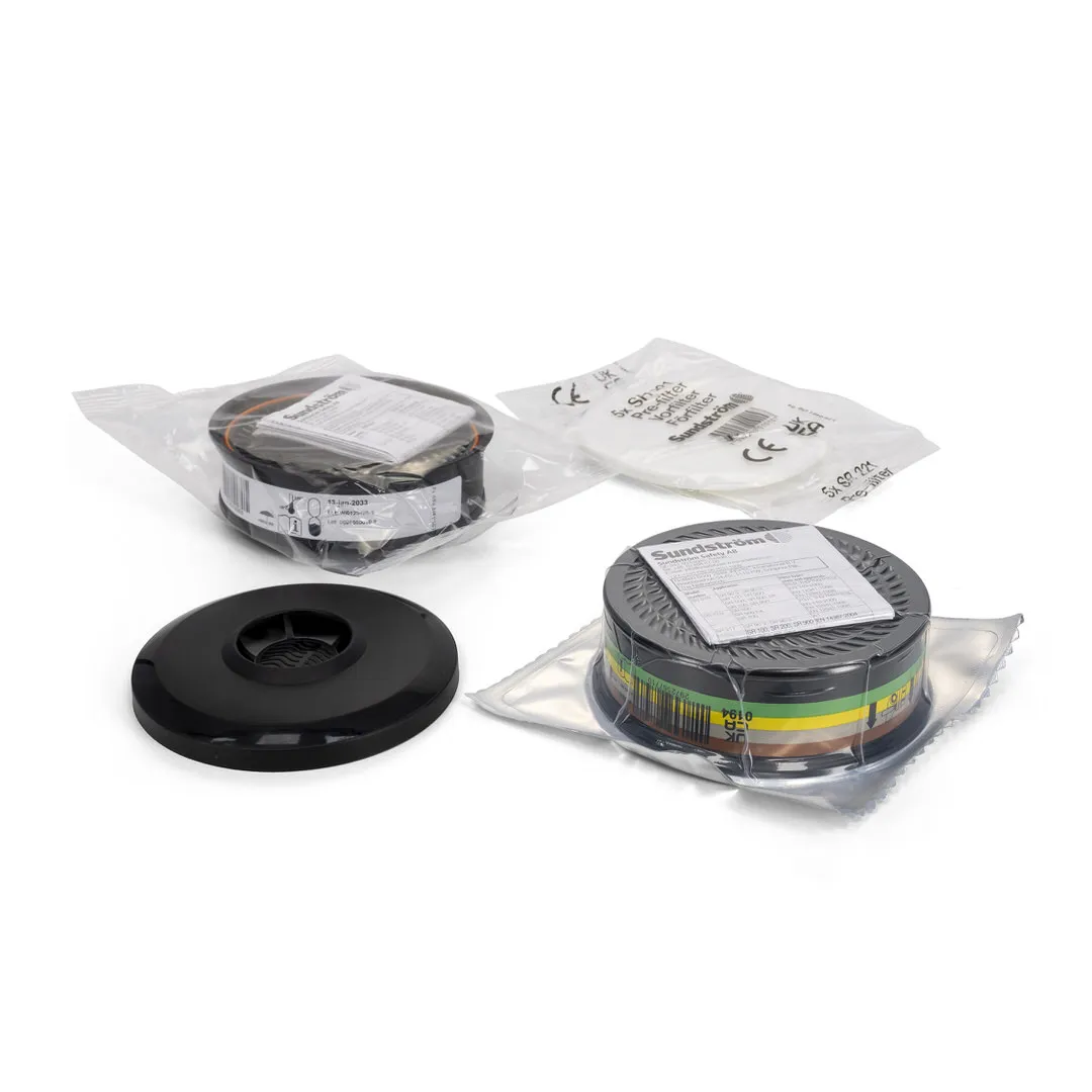Racing Spare Filter: Zwei Gas- und Partikelfilter, ein Paar Vorfilter, eine Filterabdeckung, alles in separater Verpackung.