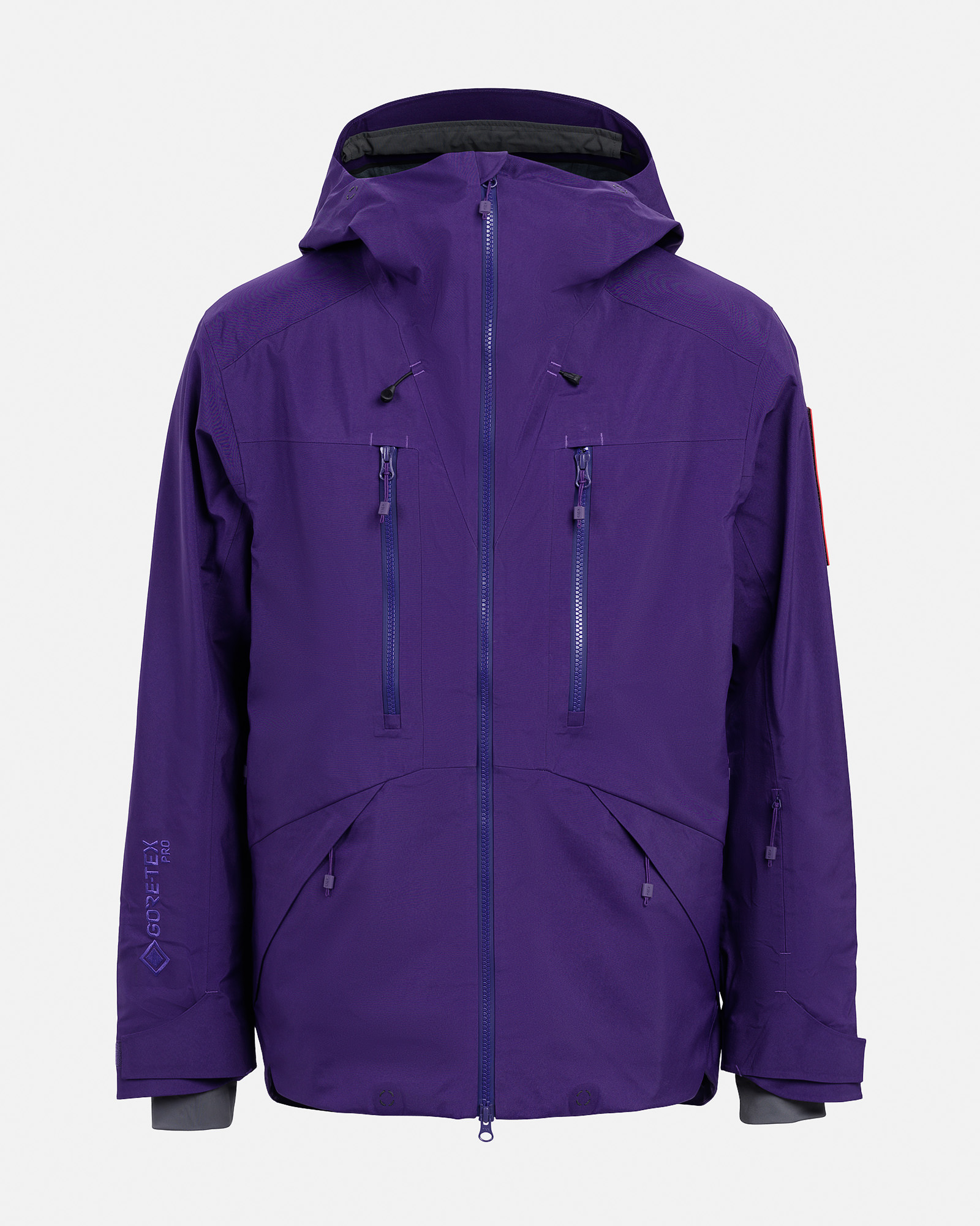 Veste GORE-TEX violette Veste GORE-TEX EPE 3L Shell violette avec capuche et fermetures éclair sur fond blanc.