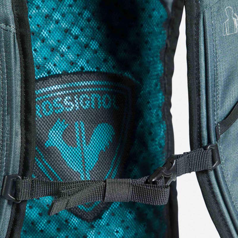 Rossignol Escaper backpack Detailed view of the Rossignol Escaper Active 8L backpack, with ventilation and brand logo.