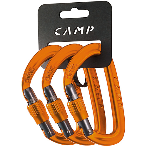 Drei orangefarbene CAMP Orbit Lock Karabiner an einer schwarzen Halterung. Schraubsicherung sichtbar.