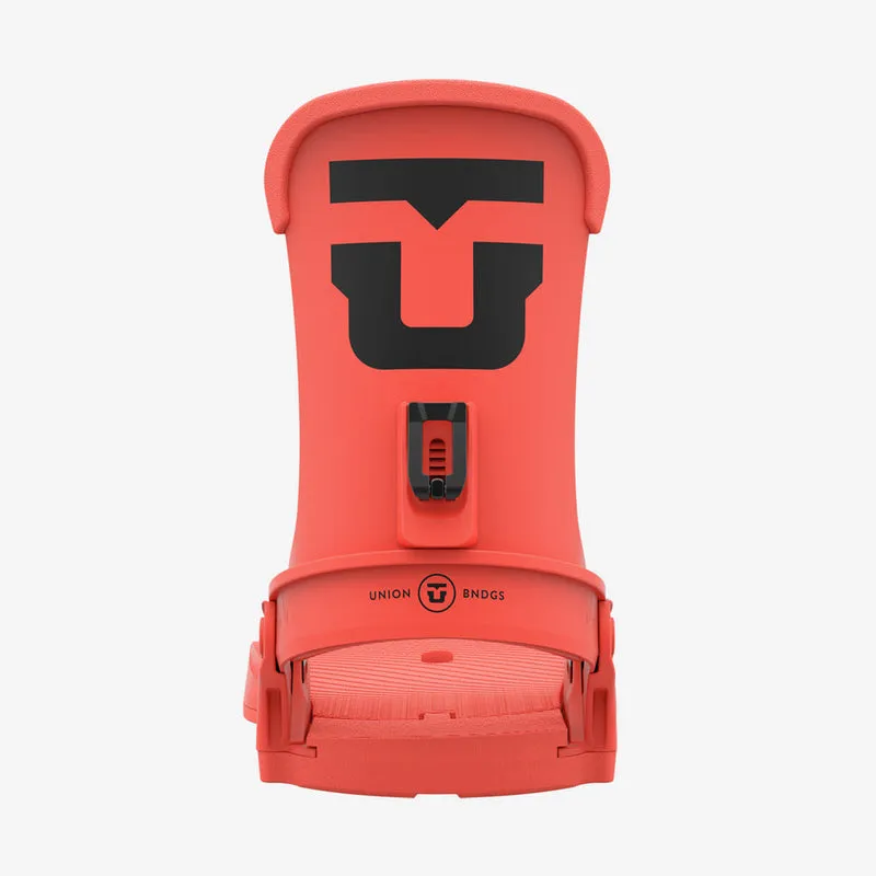 Coral red Union Trilogy snowboard binding, front view. Black Union logo on the highback.