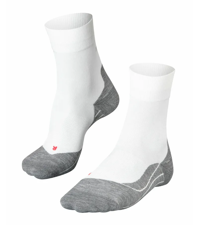 Two white RU4 men's running socks with gray accents on a white background.