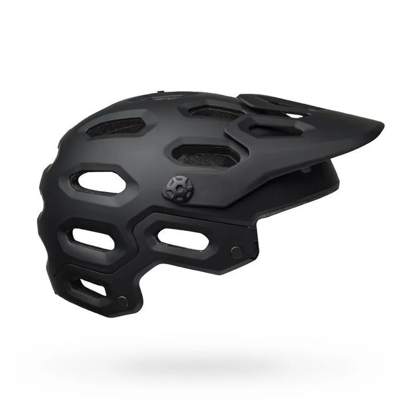 Casco da mountain bike Super 3R nero con visiera e mentoniera, vista laterale. Aperture di ventilazione visibili.