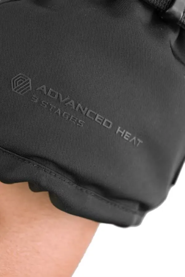 Detailaufnahme eines Reusch Advanced Heat Mitten mit "Advanced Heat" Aufdruck.