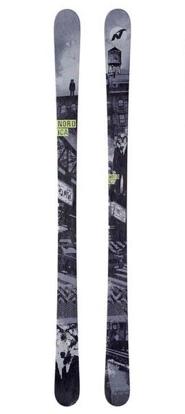 Zwei Nordica Ski, dekoriert mit Schwarz-Weiß-Stadtmotiven und dem Nordica-Logo.