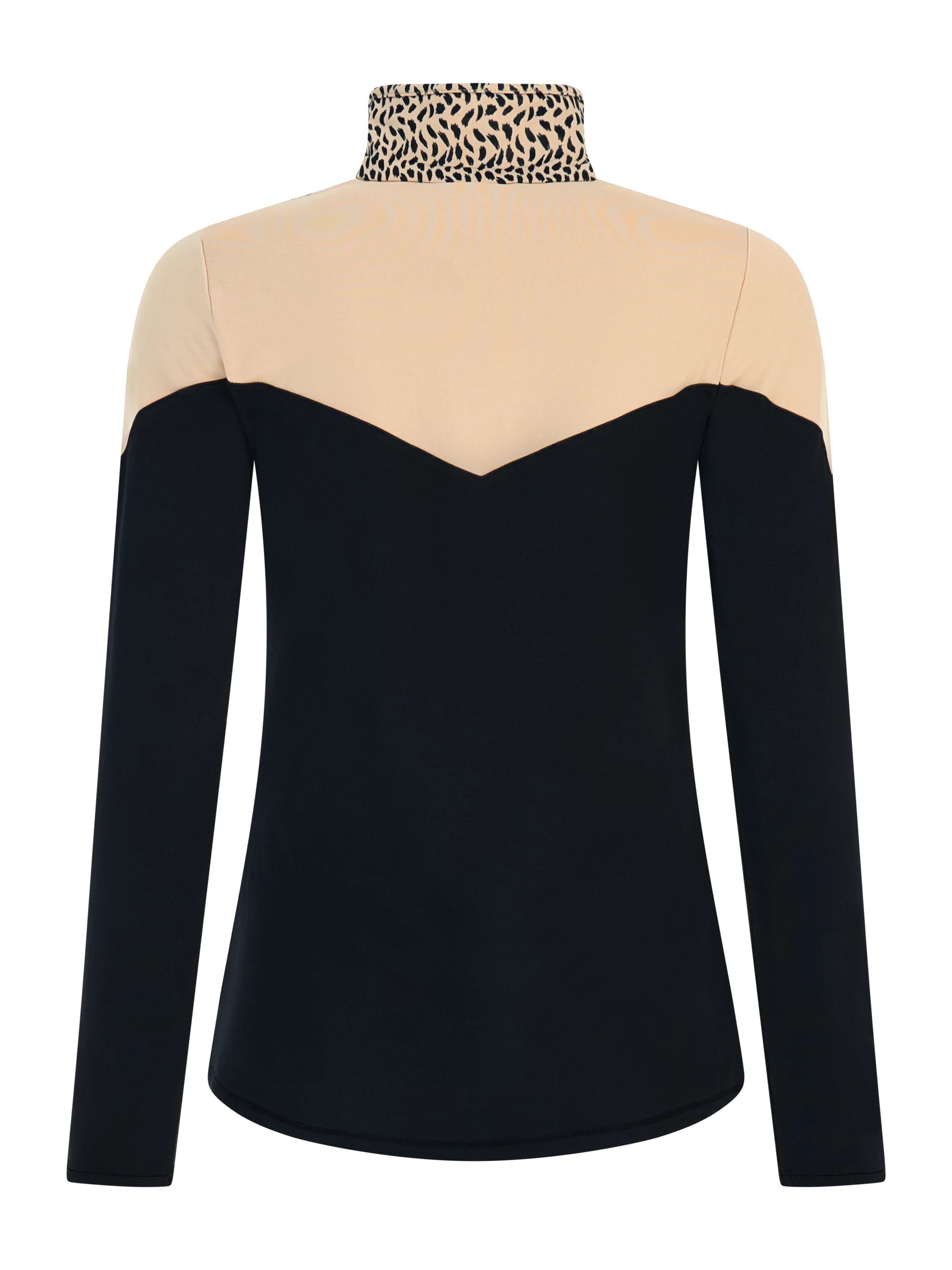 Long-sleeved top with stand-up collar, beige shoulders, black body and sleeves and leopard pattern on the collar.