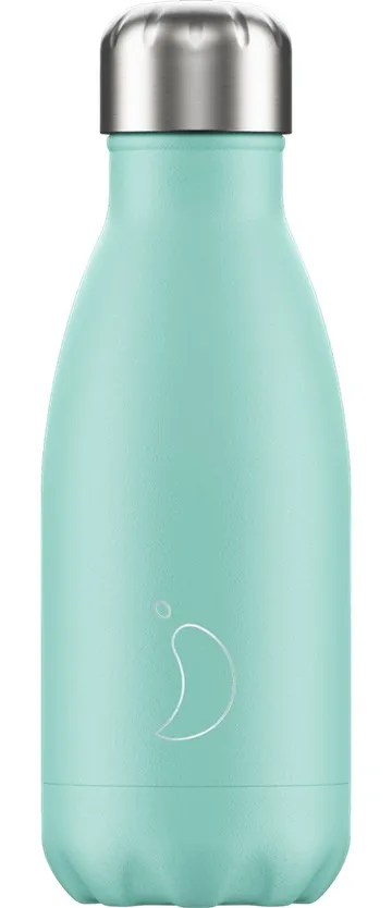 Pastellgrüne Chillys Trinkflasche, 260ml, mit silberfarbenem Deckel und Logo.