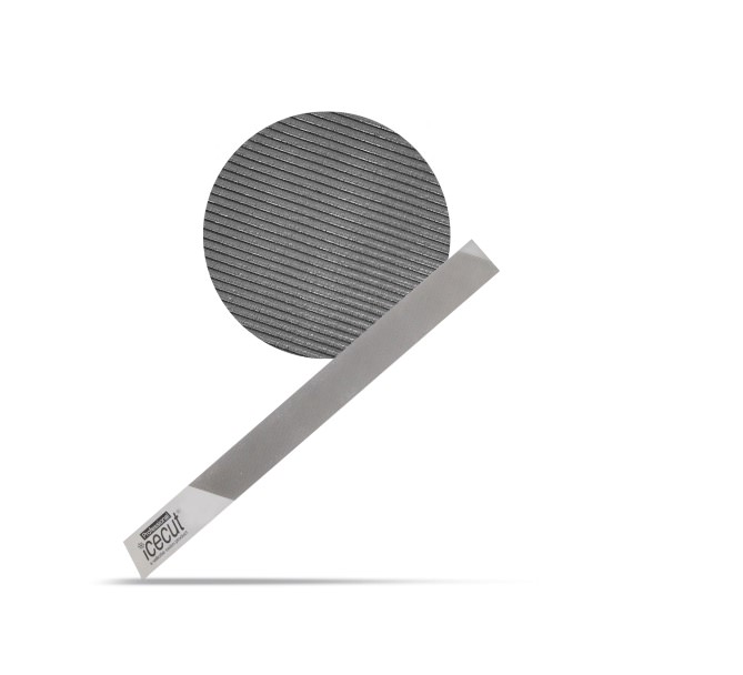 Lime Icecut Smooth 150mm Gros plan sur une lime Icecut Smooth de 150 mm avec les détails de la surface de la lime.