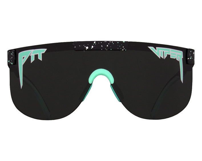 Schwarze Thundermint Sonnenbrille Frontansicht der schwarzen Thundermint Elliptical Sonnenbrille mit türkis farbenen Akzenten und gesprenkeltem Muster.