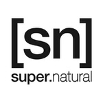 super.natural Logo Logo von "super.natural" in Schwarz-Weiß. Oben "sn" in eckigen Klammern, darunter der ausgeschriebene Markenname.