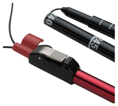 Nahaufnahme der Black Diamond Quickdraw Tour Probe 280, Details vom Schnellstecksystem und Markierungen sind sichtbar.