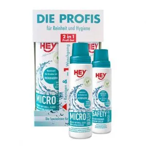 Set di prodotti "HEY Sport": Micro Wash e Safety Wash, per la pulizia e l'igiene, confezione blu e bianca.
