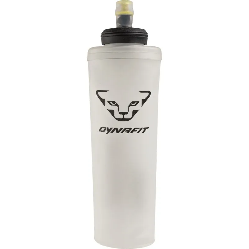 Weiße Dynafit Trinkflasche, 500ml, mit schwarzem Logo und Trinkverschluss.