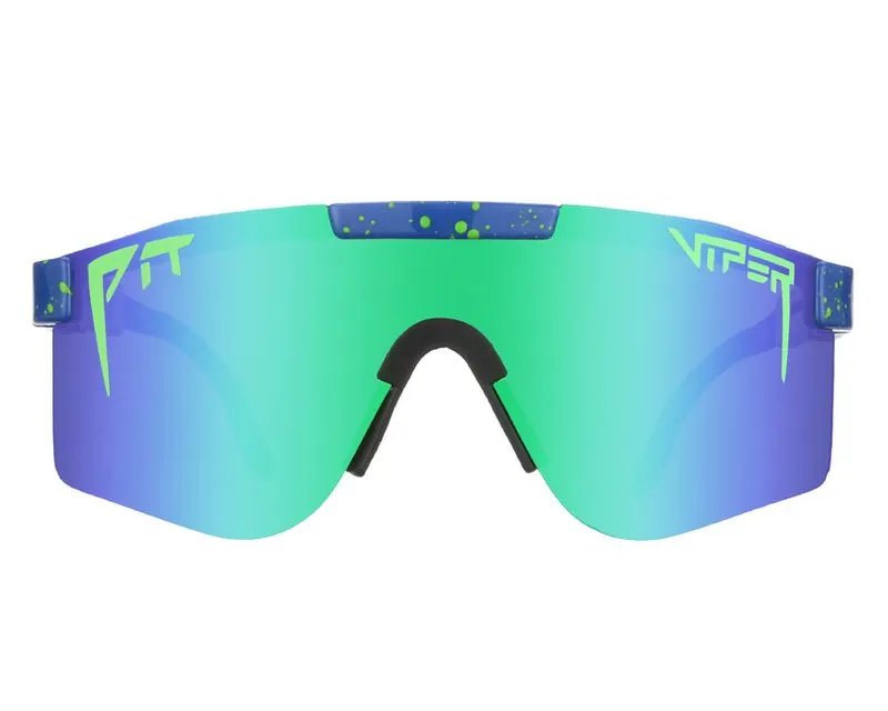 Vista frontale degli occhiali da sole "The Leonardo Polarized Double Wide" con montatura blu e lenti polarizzate blu-verdi.