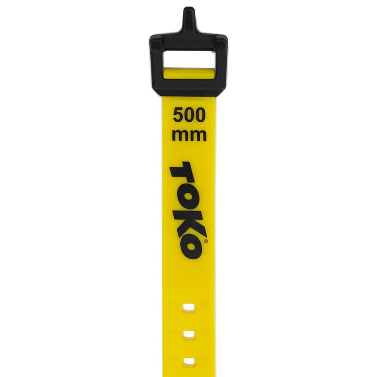 Gelber Ski Touring Strap mit schwarzem Tragegriff, Logo "Toko" und Längenangabe "500 mm".