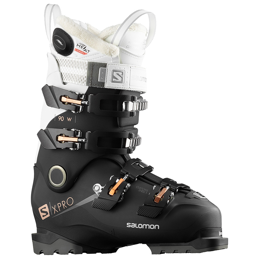 Schwarzer und weißer Salomon X Pro 90W Skischuh mit Metallschnallen in Seitenansicht.