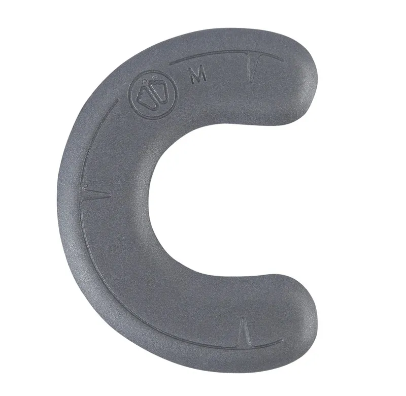 Gray ankle protection in C-shape (Sidas IPS C Shape M) with size "M", for bootfitting accessories and more comfort in the shoe.
