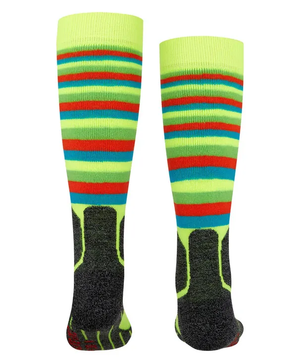 Deux mi-bas à rayures multicolores et pied gris, vue de dos.