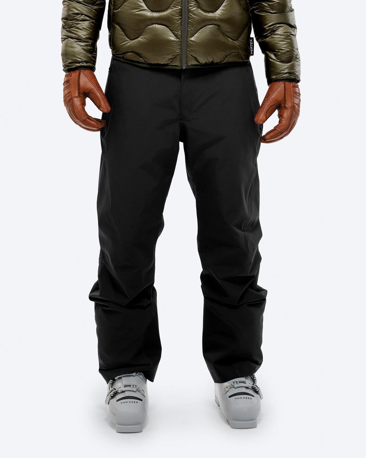 The Mountain Studio P-3 Carv Insulated Stretch Pant Herren Black Onyx