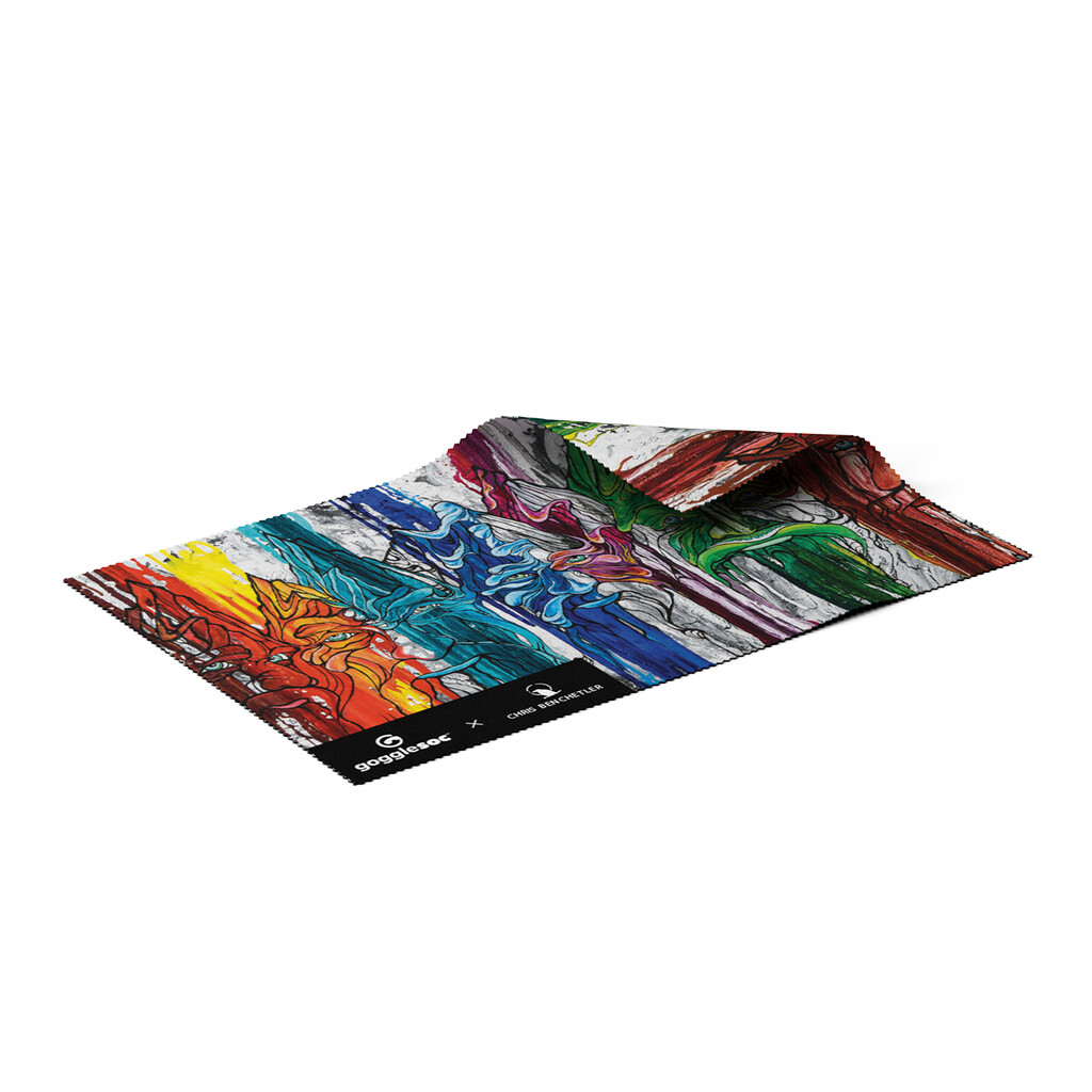 Chiffon à lunettes arc-en-ciel Chiffon à lunettes multicolore avec un design abstrait aux couleurs de l'arc-en-ciel et un logo sur fond noir.