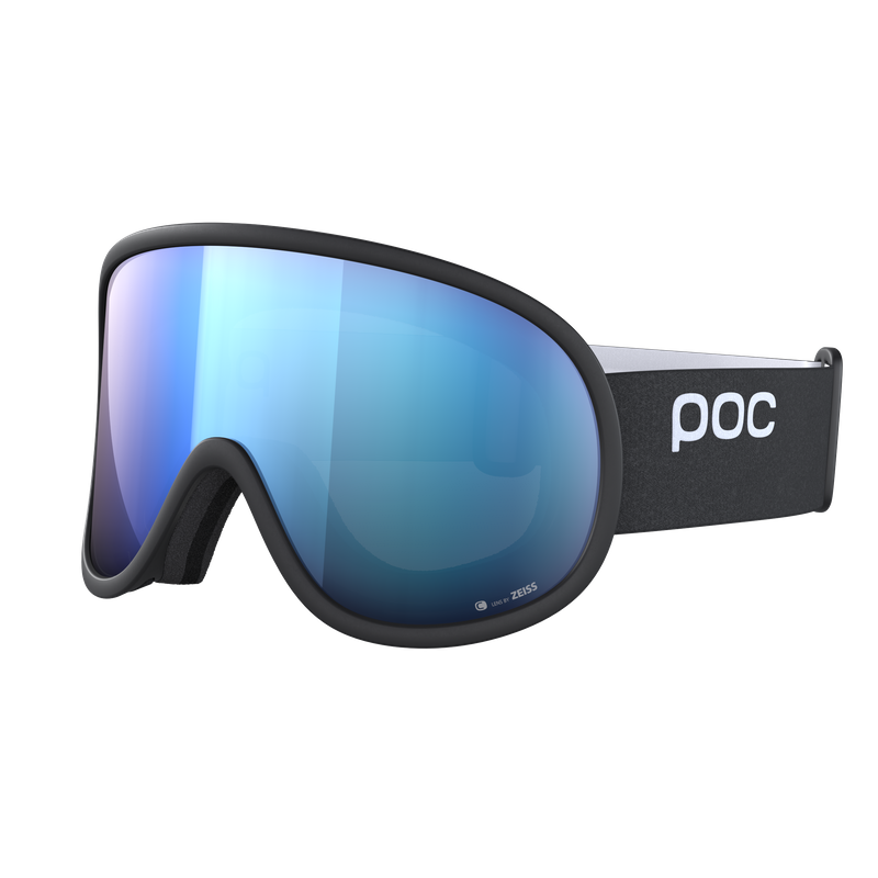 Schwarze Skibrille mit bläulich schimmernder Linse und weißem POC-Logo am Gummiband.