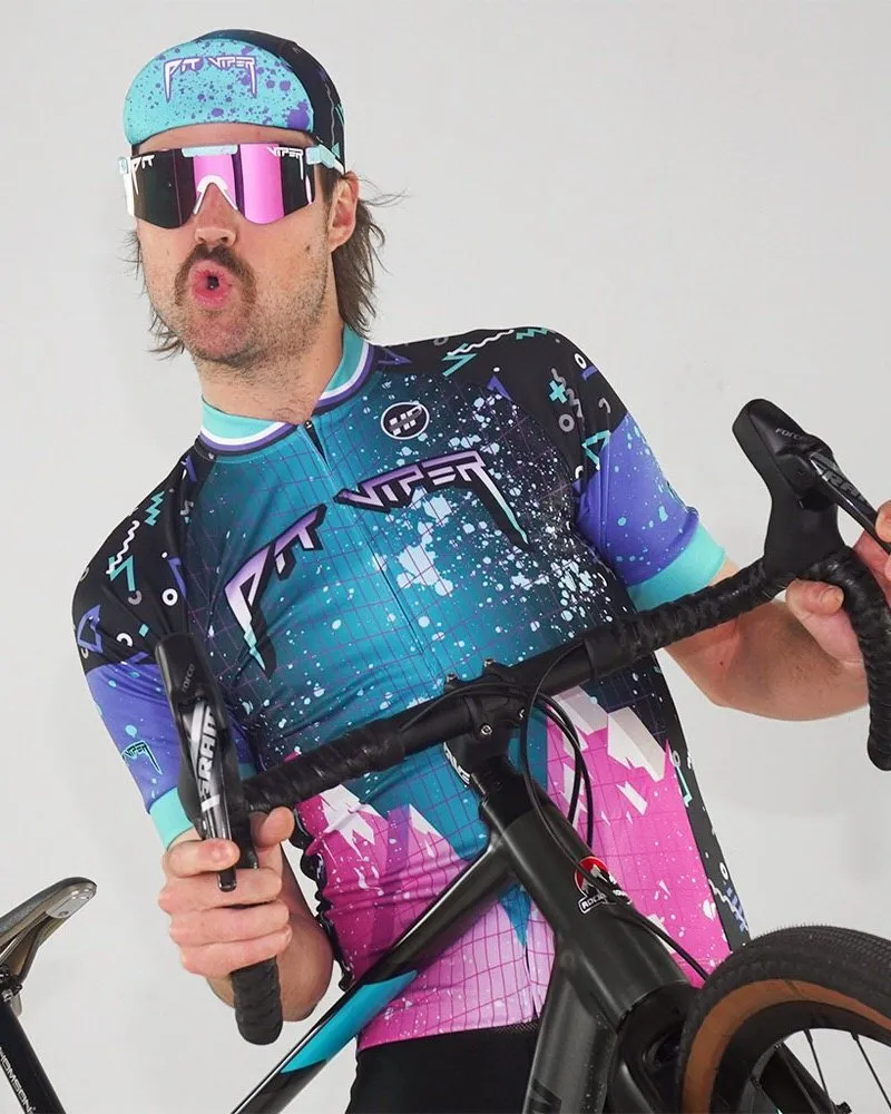 Cyclist with Gobby Polarized Double Wide sunglasses and matching cycling jersey.