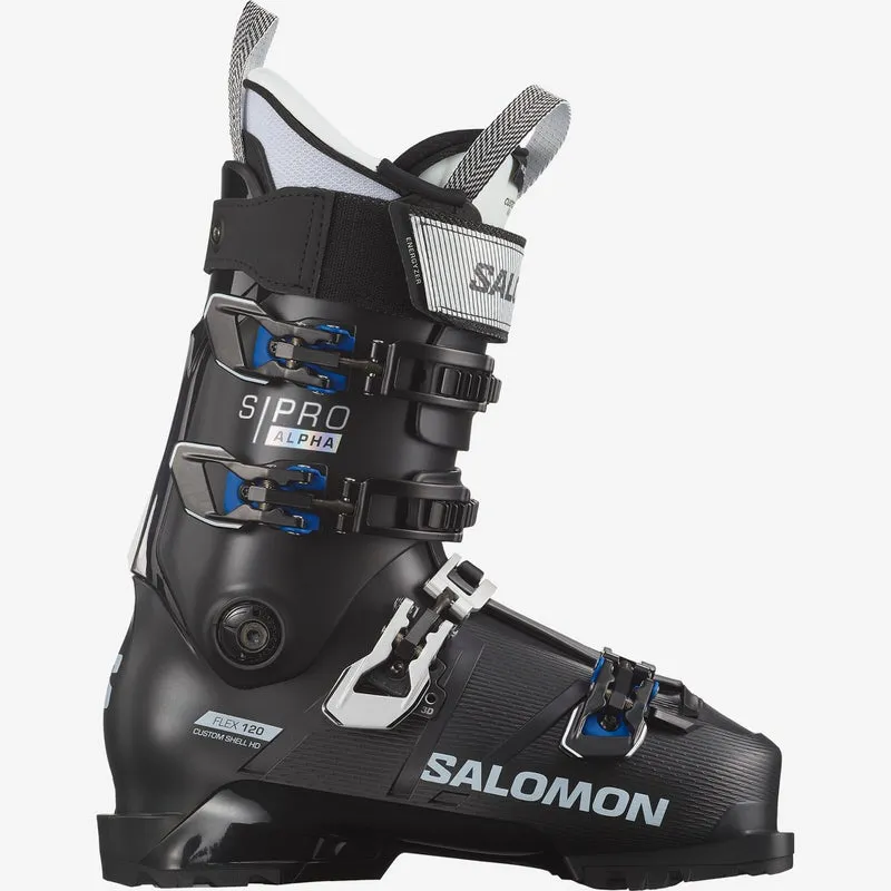 Schwarzer Salomon S/PRO Alpha 120 EL Skischuh mit Schnallen und weißem Innenfutter, seitliche Ansicht.