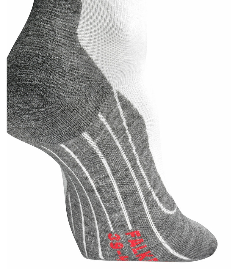 Detailaufnahme einer weißen RU4 Endurance Herren Running Socke mit grauen Akzenten am Fuß und Fersenbereich.