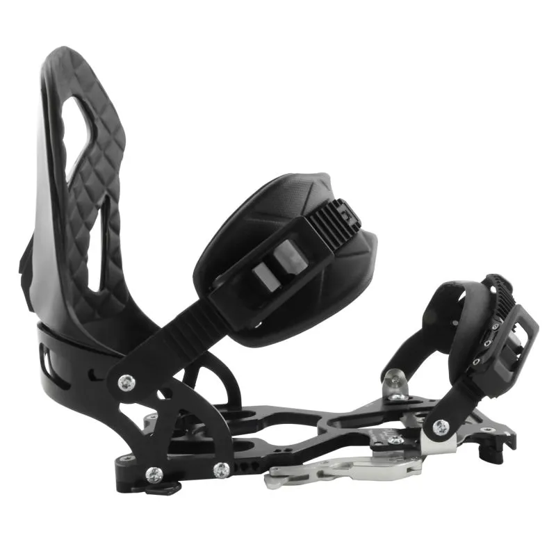 Close-up of a black Plum Eterlou splitboard binding. Metal elements, straps and highback are clearly visible.